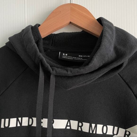 Under Armour black hoodie with zig zag design - Picture 3 of 7